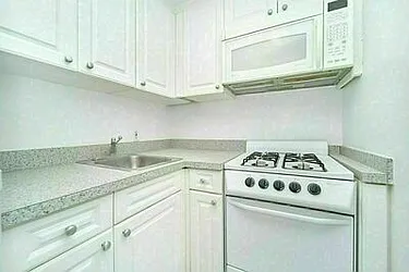 Rented by Living New York