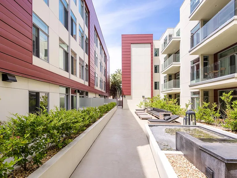 J. Grant Apartments — Photo 21