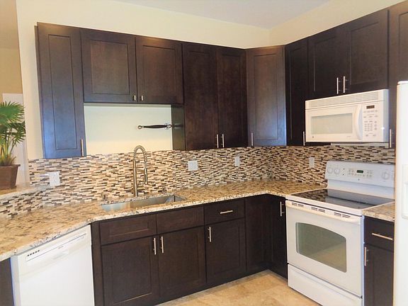 4th image of 2503 Stockbridge Square SW