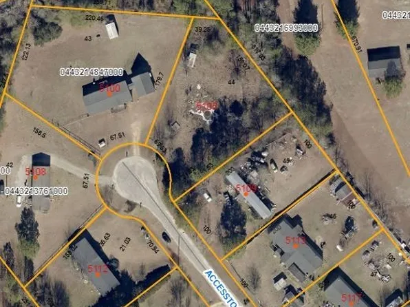 5105 Accessto Ln, Hope Mills, NC 28348