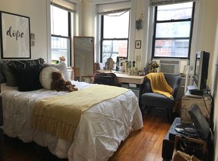 54 Burbank St #20, Boston, MA 02115