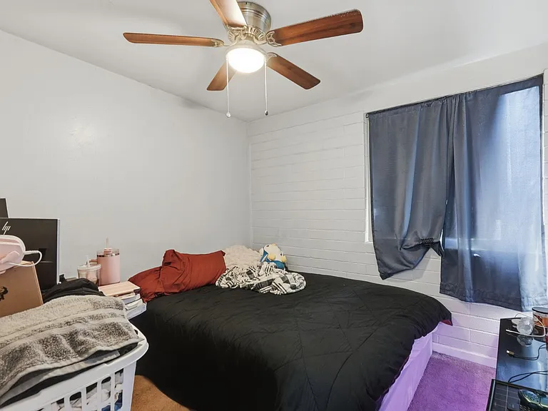 2439 E Parkside Dr — Photo 13