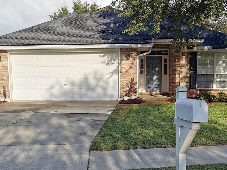 1st image of 2755 CREEKFRONT Drive
