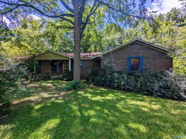 121 Hillway Dr, Piedmont, AL 36272