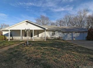 520 S Pine St, Bonne Terre, MO 63628