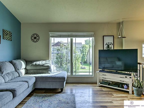 5th image of 7902 S 190th Ave