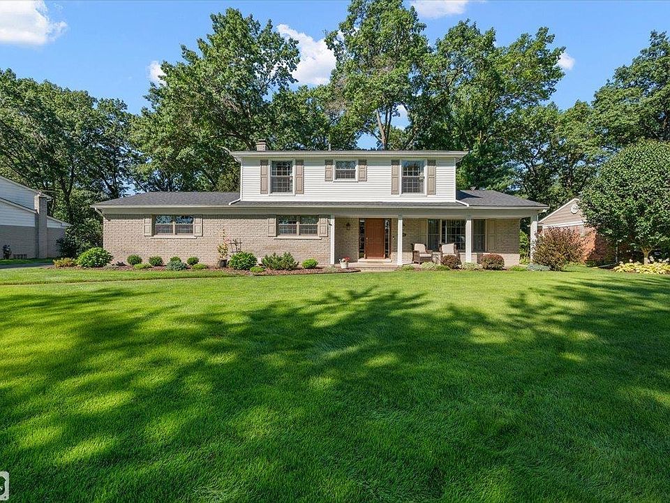1st image of 51741 Churchill Dr
