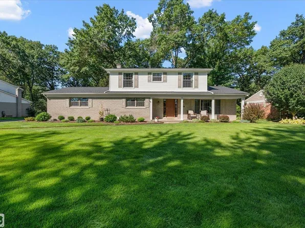 51741 Churchill Dr, Shelby Township, MI 48316