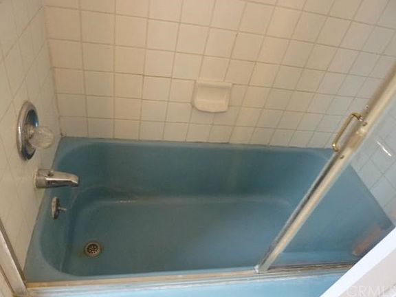 5th image of 5409 Lenvale Ave