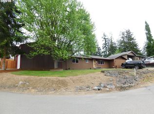 227 16th St, Myrtle Point, OR 97458