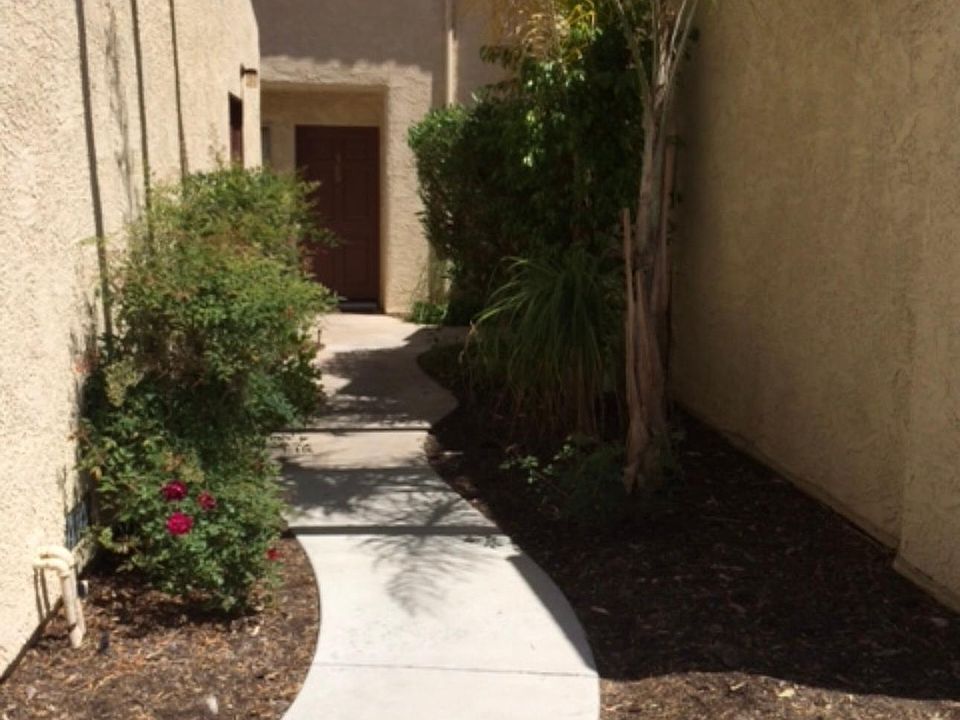 1st image of 38976 Paseo De Oro