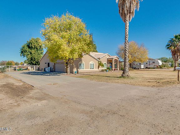 2nd image of 22218 E Merlot St