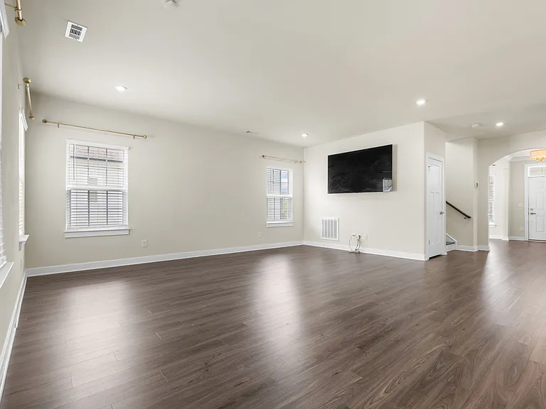 1578 Drakes Creek Rd — Photo 32