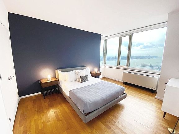 3rd image of 635 W 42nd St #8DD