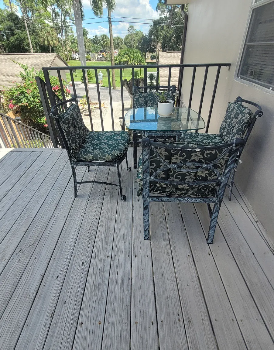 180 Cypress Way E — Photo 2