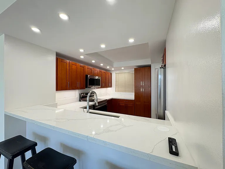 500 Lunalilo Home Rd #32C — Photo 2