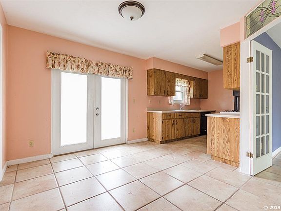 4th image of 6406 NW 27th Ter