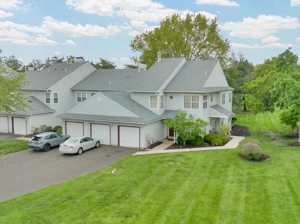 2607 Lynbrooke Dr, Yardley, PA 19067