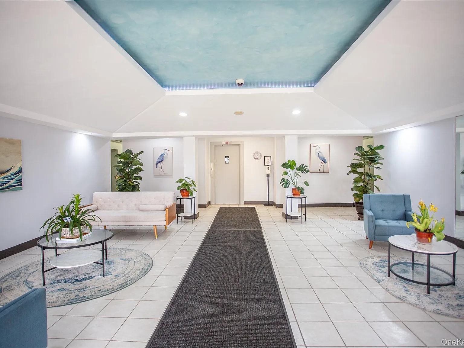 Studio, 1.0 bath, 450 sqft, $2,050 — Photo 3