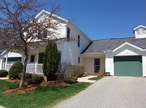 Fabulous 3 Level Condo