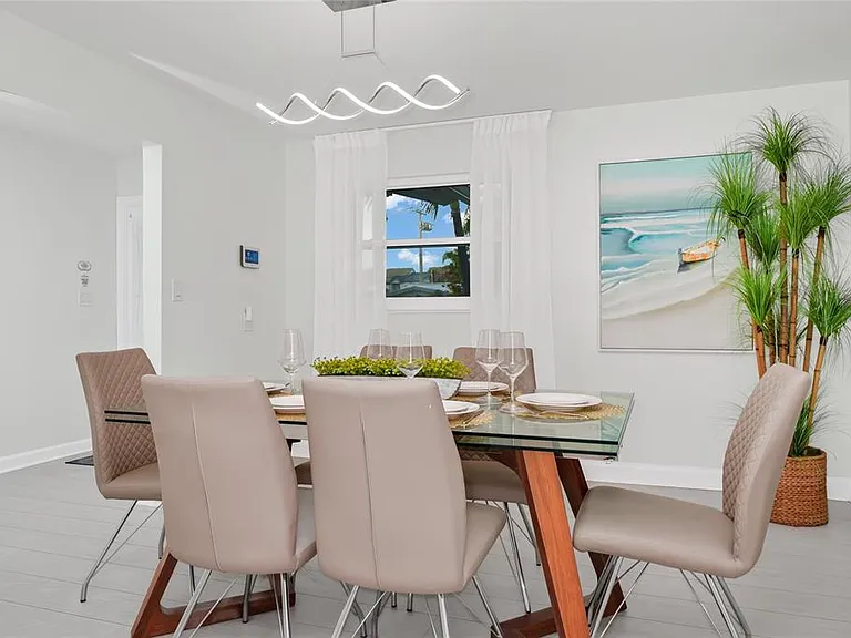 363 Harbor Dr — Photo 16