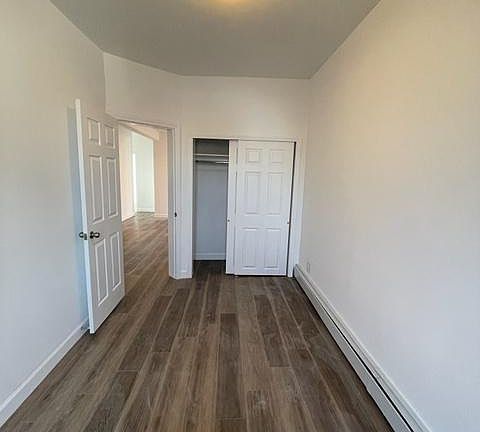 3rd image of 3433 E Tremont Ave