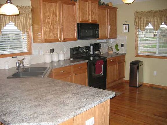 3rd image of 12305 Ayesbury Cir