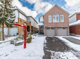 5223 Ruperts Gate Dr, Mississauga, ON L5M5W3