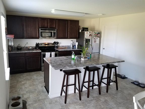 4th image of 2210 Waltham St