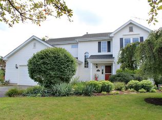 2813 Randall Ridge Dr, Elgin, IL 60124