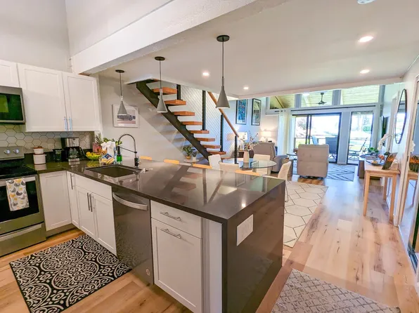 68-3840 Lua Kula St APT C203, Waikoloa, HI 96738