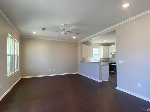 3rd image of 8952 Heron Way