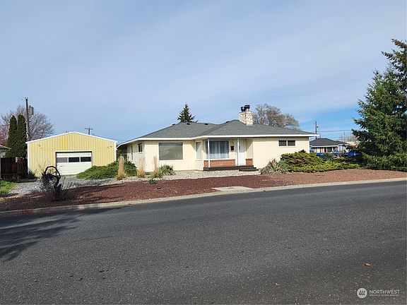2nd image of 190 Crest Dr