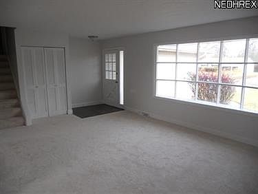 3rd image of 5940 Lehman Dr