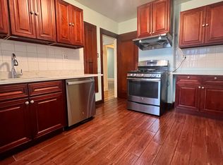 170 Arborway #1, Jamaica Plain, MA 02130