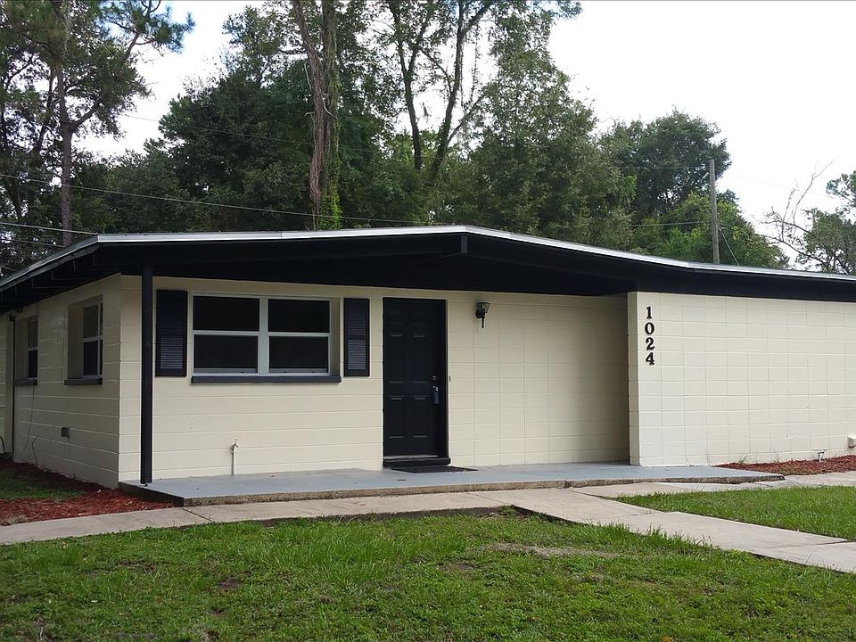 1st image of 1024 NE 28th Ave