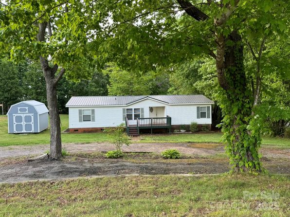 2844 Jamestown Rd #2, Morganton, NC 28655