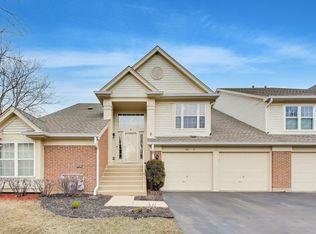 422 Cromwell Cir UNIT 2, Bartlett, IL 60103
