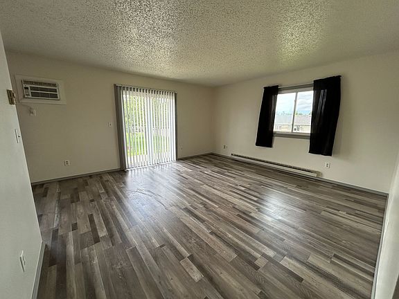 5th image of 507 Bruce Ave NW #3