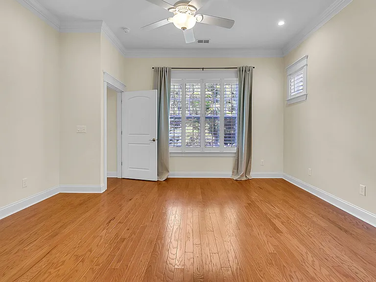 3688 Maidstone Dr — Photo 23