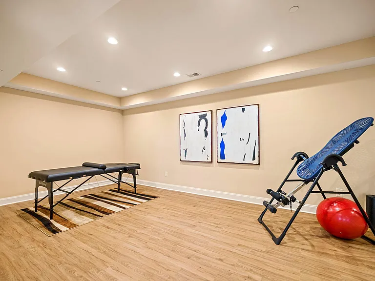 7708 Beech Tree Rd — Photo 48