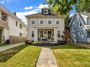 2162 Mars Ave, Lakewood, OH