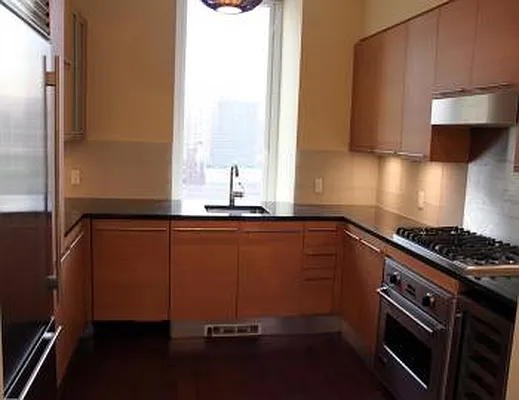 Rented by Nest Seekers International | media 23