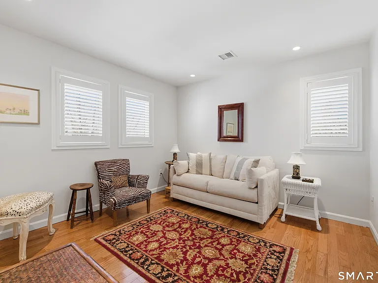 2 Miller St — Photo 14