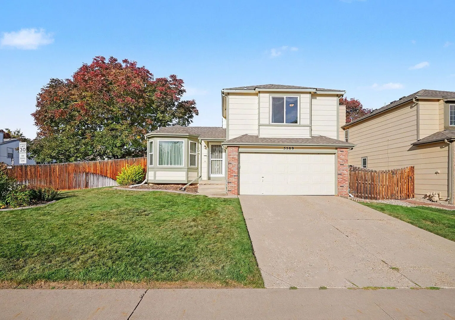 Beautiful 4-Bedroom Home on Large Corner Lot in Littleton — Photo 1