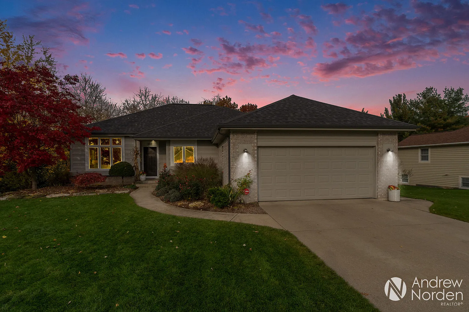 863 Bradford Holw NE photo 1