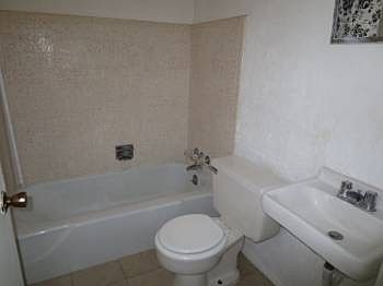 4th image of 1627 S Foothill Dr APT 13