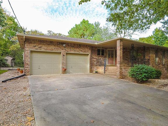 2nd image of 9 Orkney Cir