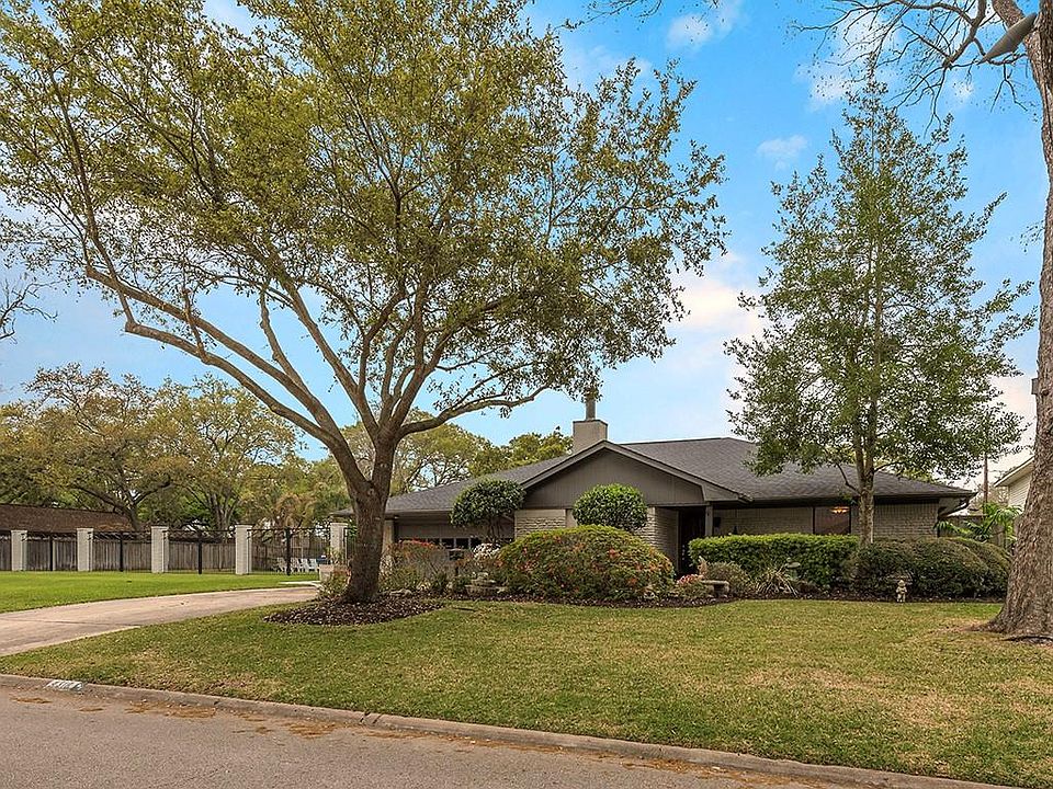1st image of 4318 Silverwood Dr