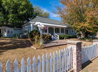 120 S 7th St, Barnsdall, OK 74002